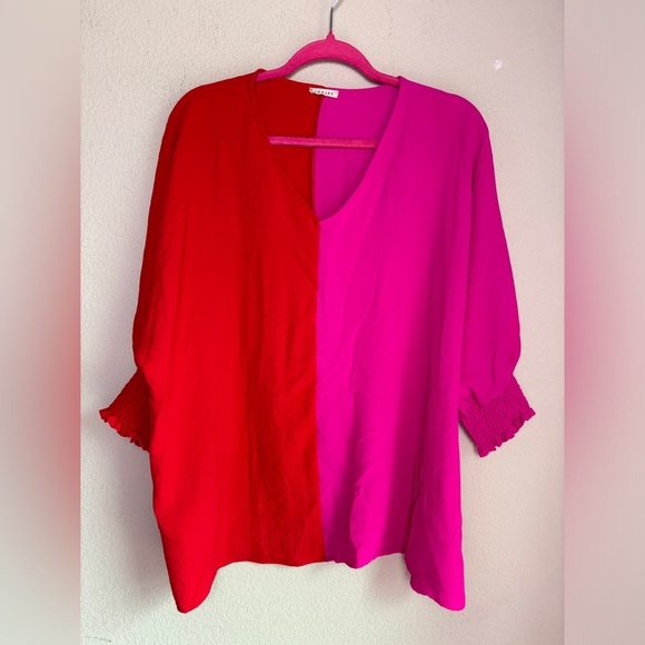 JODIFL Hot Pink & Red Colorblock Relaxed Fit V-Neck Smocked Sleeve Blouse M - Picture 3 of 7